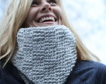 Crochet Cowl Pattern - Delicate Textures Cowl (4in1)