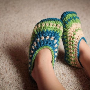 Crochet Slipper Pattern - Galilee Slippers (Child-Adult Sizes)
