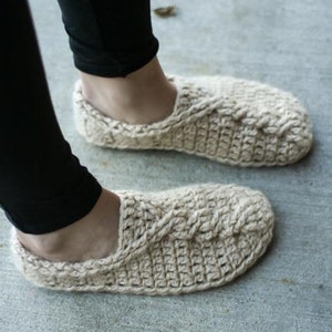 Crochet Pattern Cable Slippers image 2