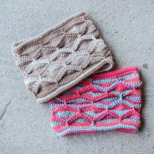 Crochet Cowl Pattern Tamara Cowl image 1
