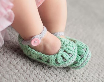 Patron de chaussons bébé au crochet - Chaussons d'été Molly