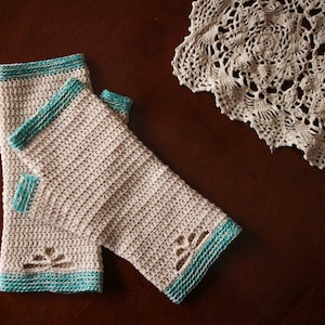 Crochet Pattern Summer Sprig Handwarmers image 4