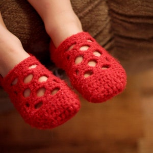 Instant Download Crochet Pattern Lola Slippers Sizes Youth 11 Woman 12 image 2