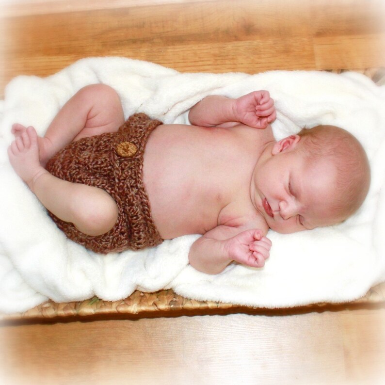 Crochet Pattern Newborn Diaper Cover image 3