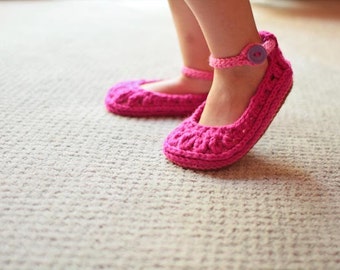 Crochet Pattern - Molly Summer Slippers Child and Adult Sizes