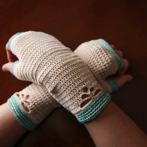 Crochet Pattern Summer Sprig Handwarmers image 3