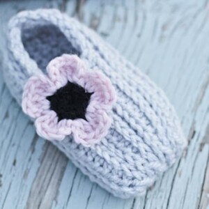 Crochet Slipper Pattern Knit look Slippers Newborn to Child Size 12 image 5