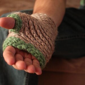 Crochet Pattern Timber Mitts image 2