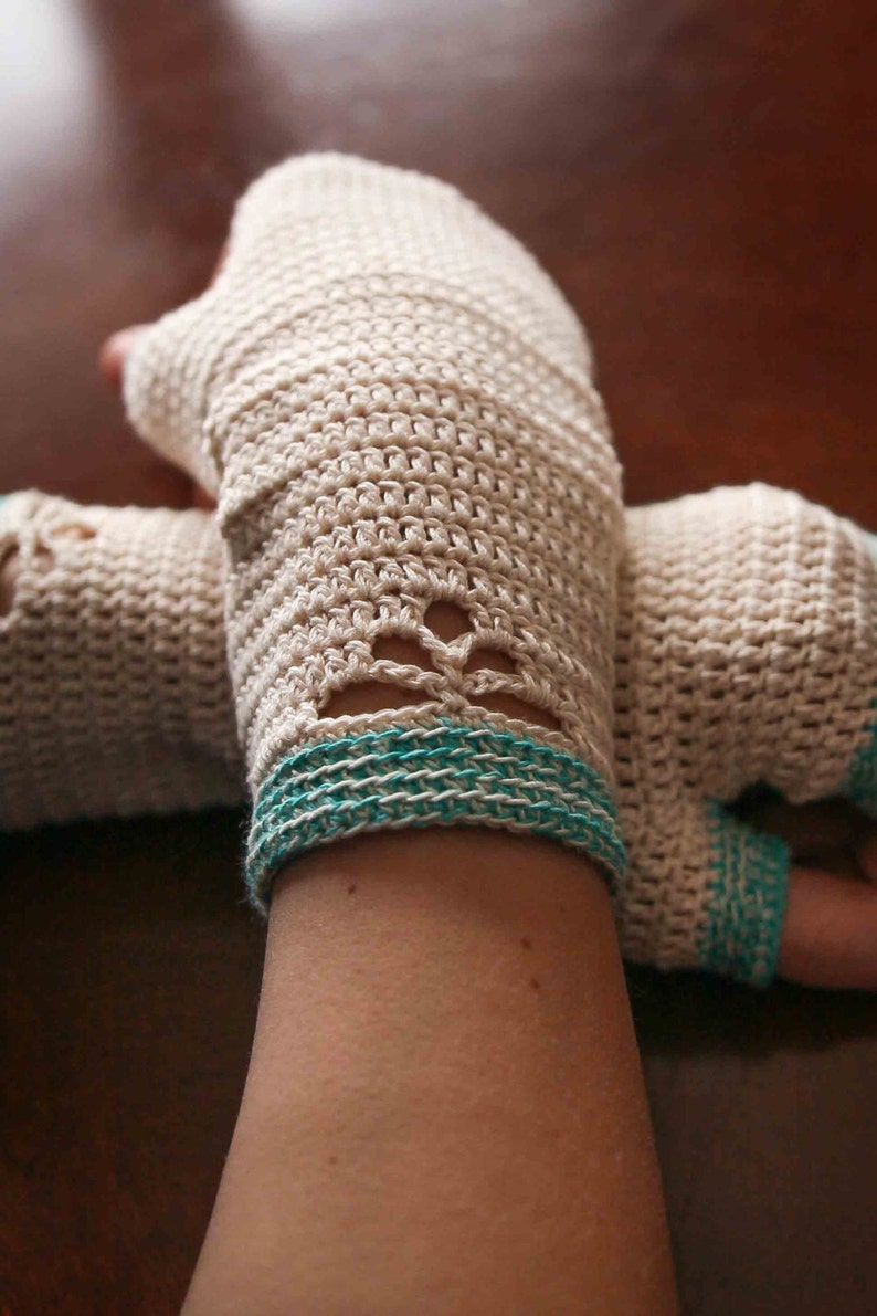 Crochet Pattern Summer Sprig Handwarmers image 5