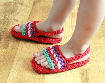 Instant Download - Crochet Pattern - Toddler/Child Sandals w/ or w/out backstrap