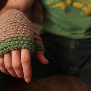 Crochet Pattern Timber Mitts image 2