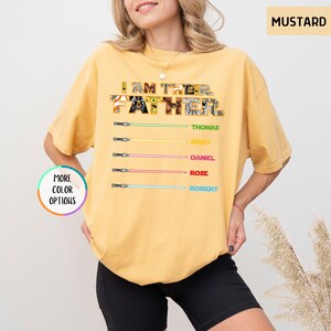 Camiseta Comfort Colors® personalizada "Soy su padre", camiseta infantil personalizada con nombre y sable de luz, camiseta de Star Wars para papá, camiseta "Vida de papá", camiseta del Día del Padre imagen 18