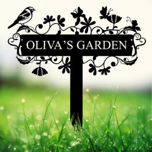 Custom Garden Sign with Stake, Metal Bird Garden Sign, Yard Décor, Personalized Garden Name Sign, Mom&#39;s Garden Sign, Granny Garden Sign