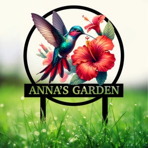 Custom Colored Hummingbird Metal Garden Stake, Bird with Stakes Garden Sign, Personalized Garden Name Sign, Mother&#39;s Day Gift, Garden Decor