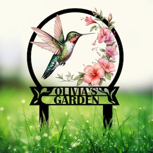 Personalized Hummingbird Metal Garden Stake - Custom Garden Name Sign - Hummingbird Garden Decor - Custom Garden Sign - Perfect Gift for Mom