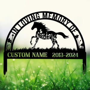 Personalized Horse Memorial Stake - Pet Grave Marker Sign, Horse Loss Gift, Sympathy Remembrance Sign for Garden or Yard, Horse Garden Decor