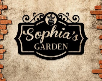 Personalized Metal Garden Name Sign – Perfect for garden wall art, yard decor, and unique gardening gifts for Mom or any  special occasion