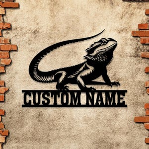 Personalized Bearded Dragon Metal Sign with LED lights, custom name, perfect for birthdays, housewarmings, or holidays.