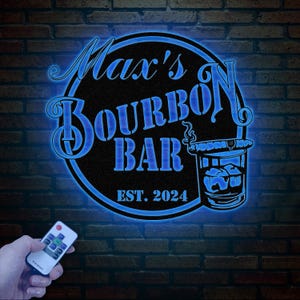 Kundenspezifische Bourbon-Zigarre-Metallwandkunst mit LED-Licht, personalisiertes Whisky-Rauchzeichen für Hausbar-Pub-Mannhöhle, Cocktail-Weihnachtsgeschenkdekor