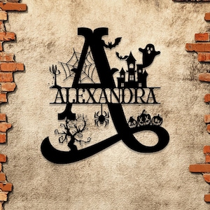Letrero de metal con diseño de araña de Halloween, letrero decorativo con nombre, apellido personalizado con letras divididas, letrero de Halloween, letrero de metal con monograma para puerta exterior