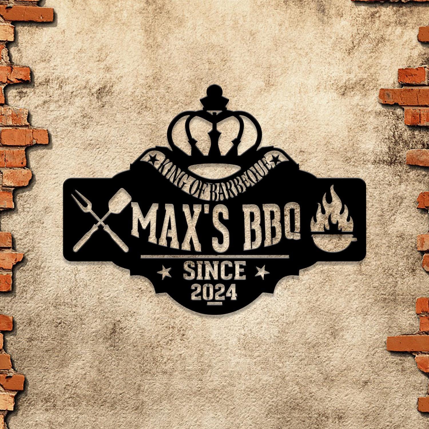Personalized King of Barbecue LED Wall Sign for Birthdays, Anniversaries, Family Gatherings, Outdoor Parties, and BBQ Events