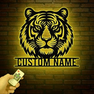 Personalized Tiger Head Metal Sign with LED Light - Tiger Lover Name Sign - Wild Animal Wall Art - Home Decor & Wildlife Gift