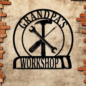 Custom LED Garage Metal Sign, Personalized Name Decor, Man Cave/Workshop Wall Art. Ideal for Dad’s garage, Father’s Day, or birthday gift