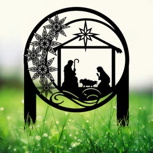 Estaca metálica para belén navideño de exterior: Perfecta para la decoración navideña y un regalo cristiano muy considerado. Presenta un belén.