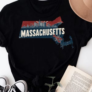 Massachusetts State Shirt, Massachusetts Souvenir, Massachusetts Vacation Hoodie, Massachusetts Map T-Shirt, Massachusetts Sweatshirt