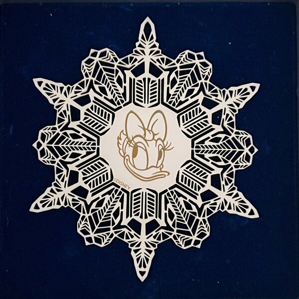 Opelle corning christmas glass snowflake