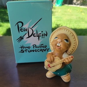 Brand New in Box Pendelfin Rocky – Blue, Hand Painted Stonecraft Made in England 1953