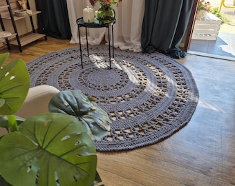 Hand-crocheted rug made of cotton string