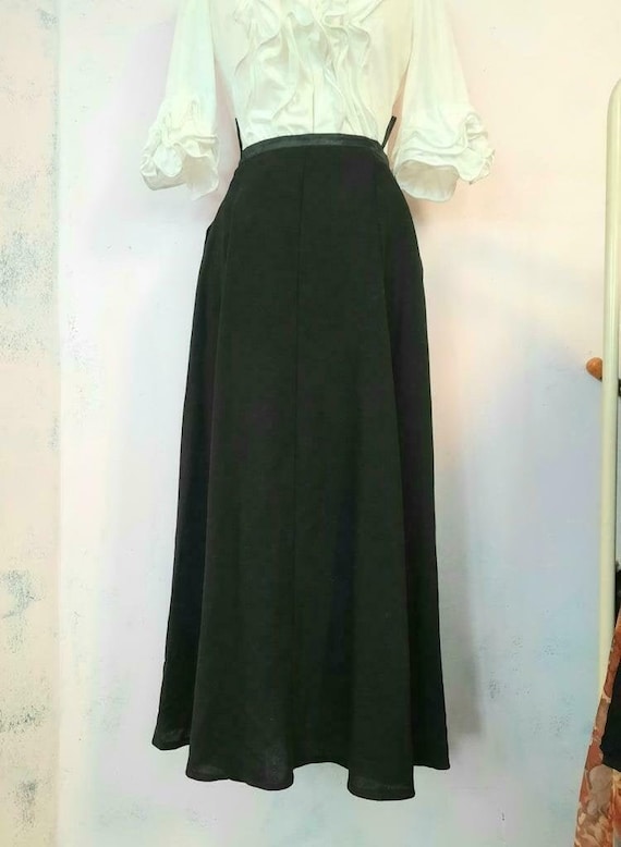 long black skirt size small Louis Lobatto bell vi… - image 2