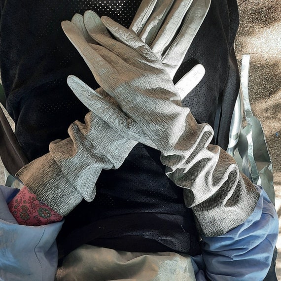 HERMÈS half long elegant gloves vintage NotThatSe… - image 2