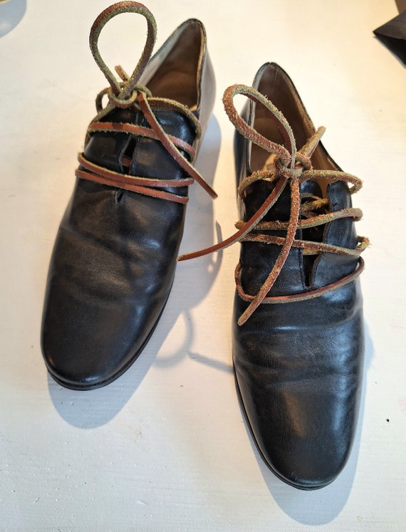 Ann Demeulemeester, leather shoes Ann Demeulemeester 80s/90s retro size 38 or smaller vintage 1920s look avant garde brown raw lacing new soles slender look