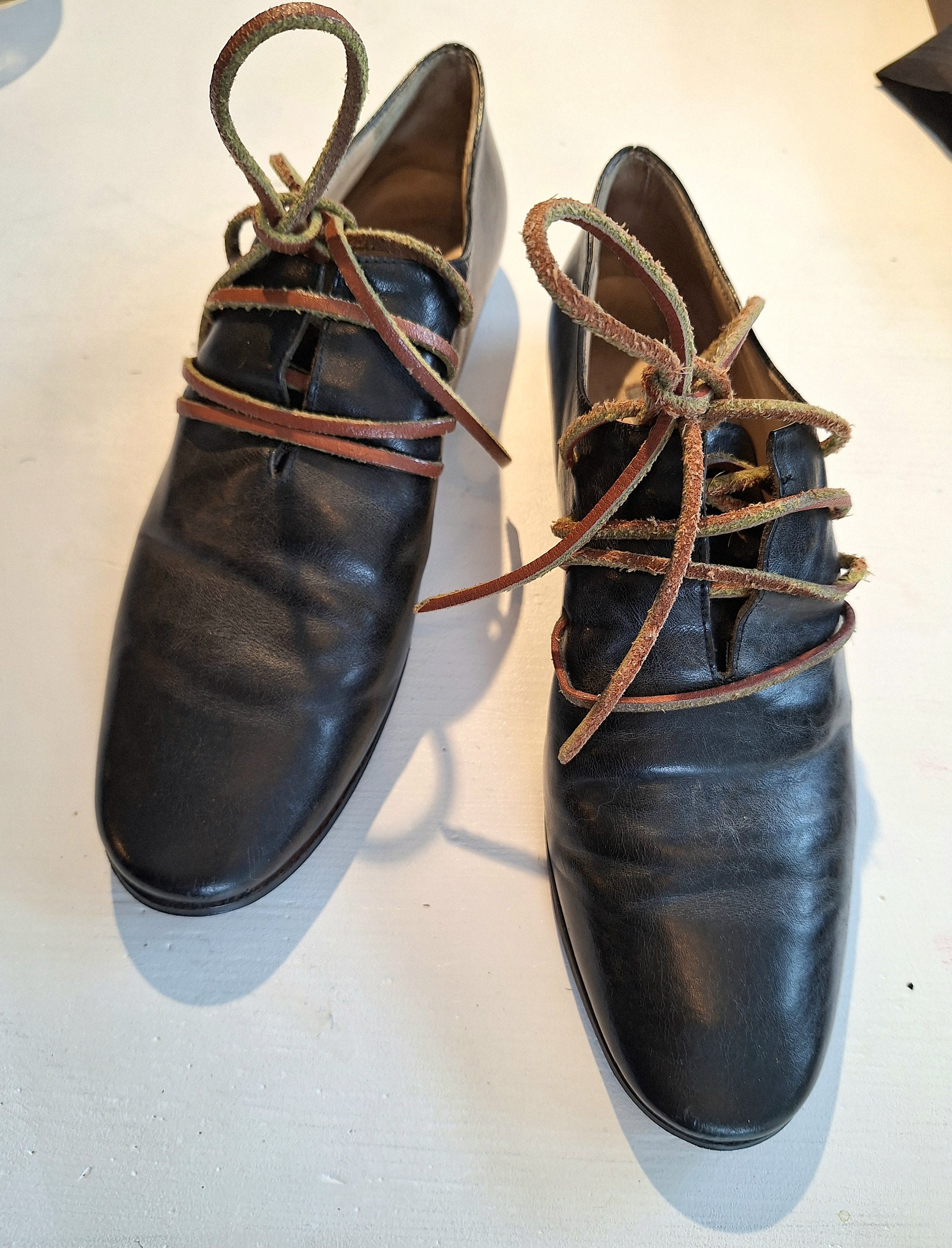 Ann Demeulemeester, leather shoes Ann Demeulemeester 80s/90s retro size 38 or smaller vintage 1920s look avant garde brown raw lacing new soles slender look