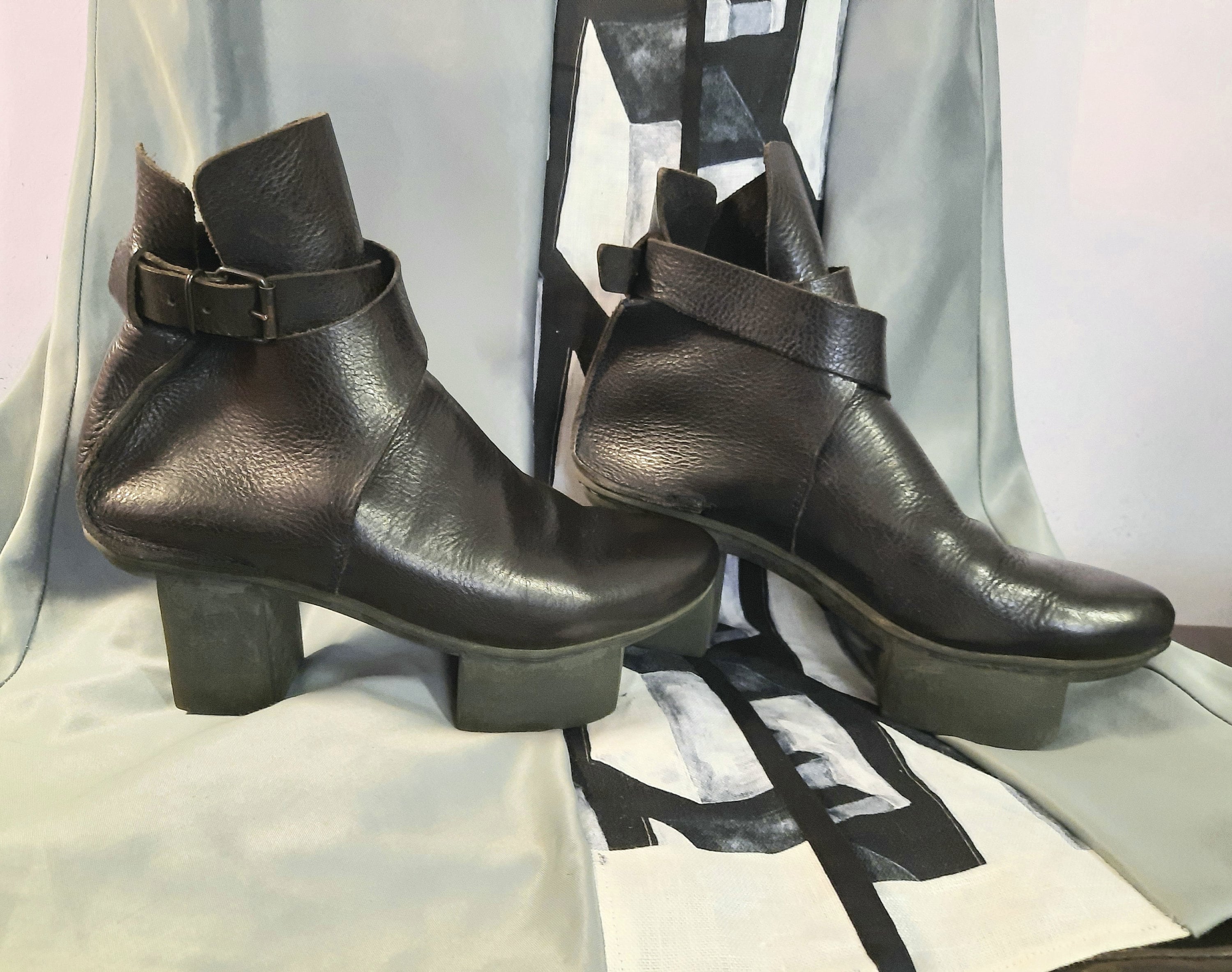 morfine Bibliografie Niet doen TRIPPEN Leather Boots Size 39/38 Vintage Japan Heels Black - Etsy