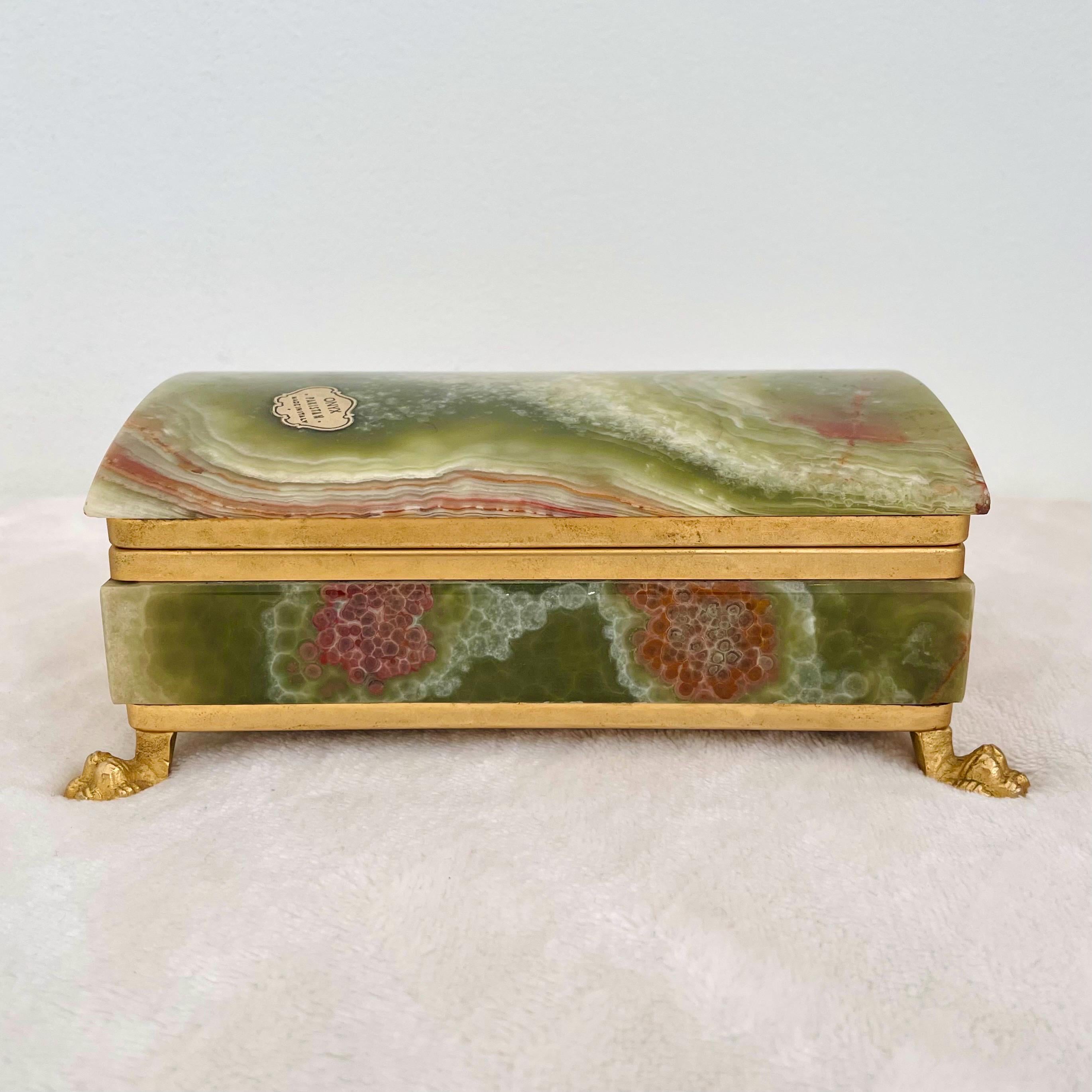 * vintage tin box ❀ * 天使と鹿さんの ティンボックス tin缶（取っ手付き）イギリス | アンティーク雑貨店 Antique