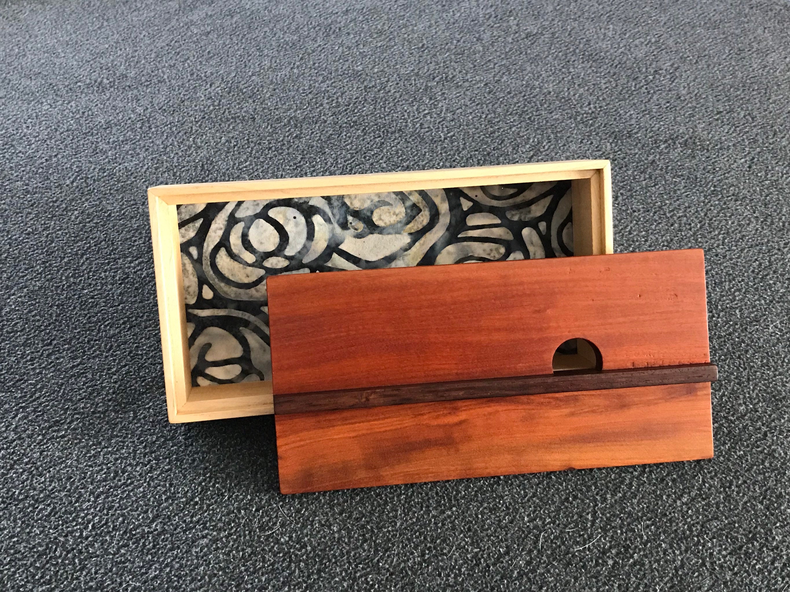 Caja de lápiz hecha por artista único caja de lápiz de madera | Etsy