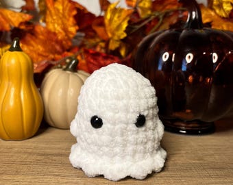Mini Crochet Ghost Plushie - Handmade Halloween Decor, Spooky Gift