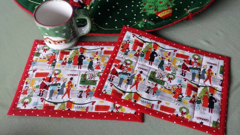 Christmas mug rugs small placemat snack mat small table topper retro scene Santa department store "Merry Main Street" Alexander Henry fabric image 5