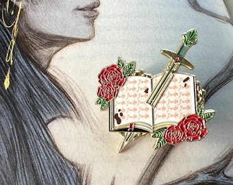 The Cruel Prince Enamel Pin – Cardan and Jude Book Lover Gift