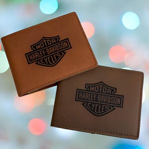 Carteira estilo Harley Davidson – Logotipo gravado, carteira fina de couro para motociclista, presente de motociclista para homens, colorida em couro cru e marrom