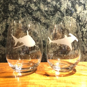 Wine Glasses with Shark Inside, 2 PCS Blue Unique Wine Glasses for Shark  Lover Wedding Gifts - AliExpress