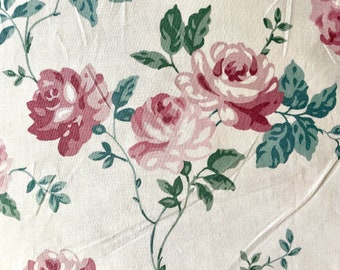 Cortinas Imperial Drapery con delicadas rosas rosas, satén de algodón pulido, estampado integral. Cortinas, cojines y decoración del hogar.