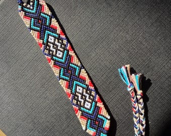 Handwoven Friendship Bracelet: Adjustable Unisex Woven Threads