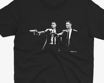 Maglietta stile Pulp Fiction di Cyriel Dessers e John Souttar / Maglietta dei Rangers / Tifoso dei Rangers / Maglietta dei Rangers / Maglietta divertente dei Rangers / Scozia