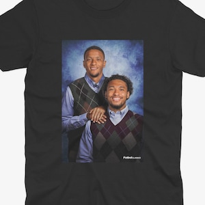 -shirt Ezri Konsa et Boubacar Kamara | Cadeau Aston Villa | T-shirt Aston Villa | FCAV | Cadeau Aston Villa | Ventilateur Aston Villa | Parc de villas