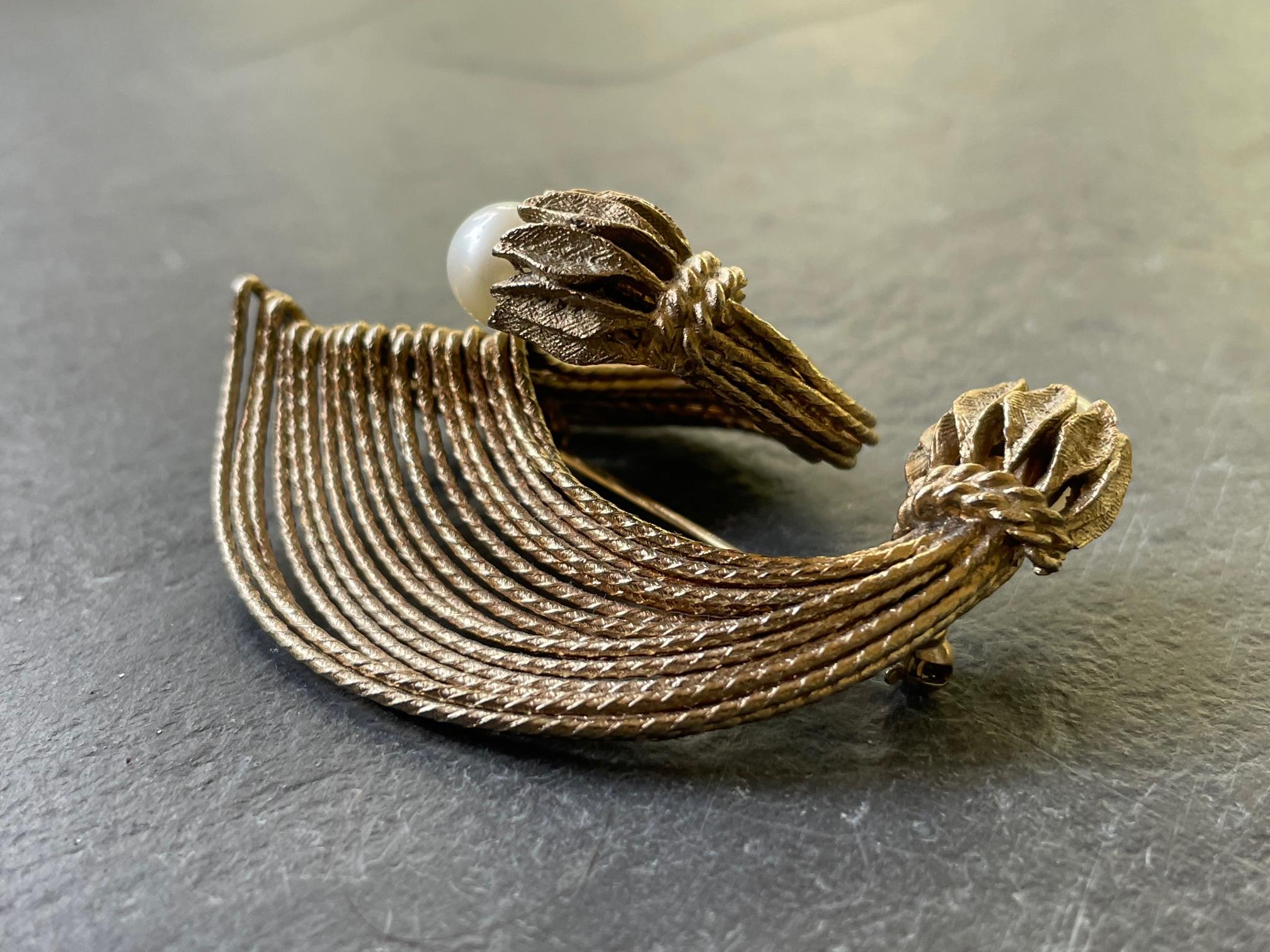 Kramer Of New York サイン入り ゴールドトーン 渦巻き フェイクパール