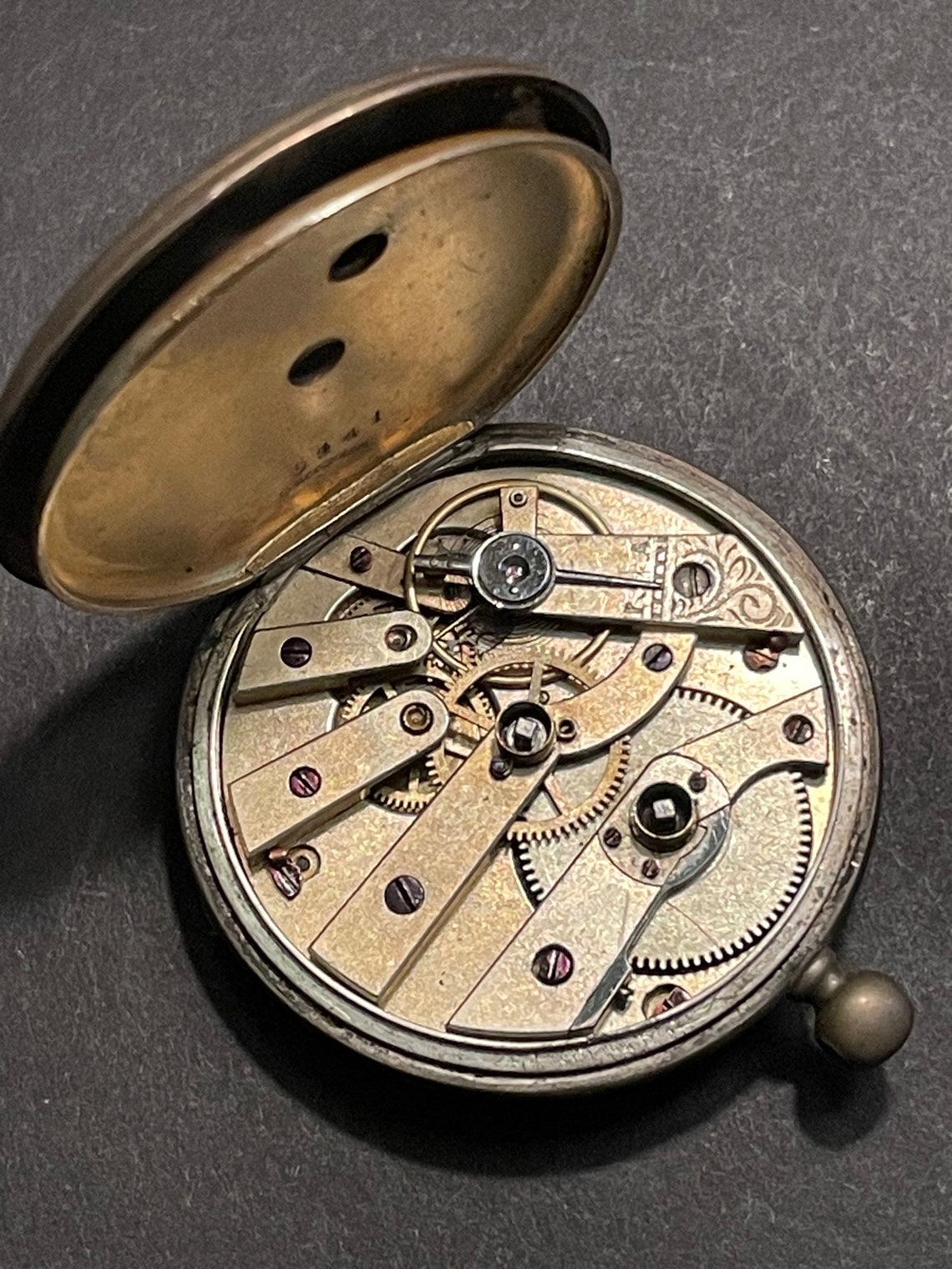 runs-cylindre-echappement-aiguilles-pocket-watch-w-key-6-rubis-at